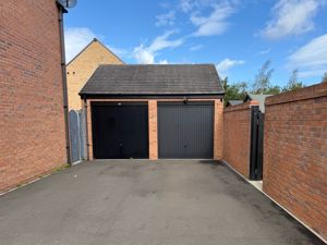 Photo 26- click for photo gallery